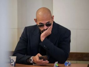 唐纳德·特朗普在过去24小时里做了六件令人不安的事情——美国敦促罗马尼亚释放安德鲁·泰特