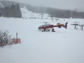 路易斯湖滑雪胜地发生雪崩，至少1人失踪