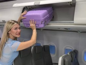 前空乘人员解释航空公司不想让你知道的“隐藏的真相”