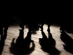 梳理帮派和巴基斯坦侨民：对种族主义和歪曲的回应
