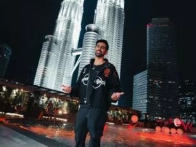 Sidemen的Vikkstar与“令人兴奋的”英国达人的KSI进行了巨大的合作