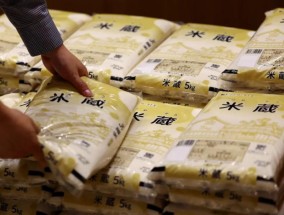 日本人吃不起米，高官家里“多到吃不完”